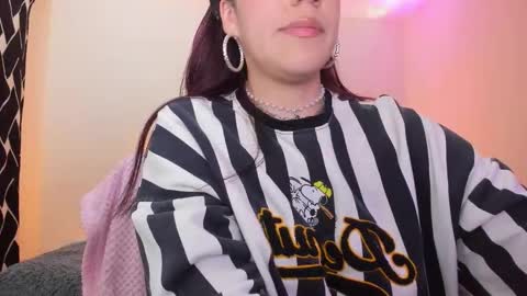 Stand and Rose online show from 26, 3, 2026