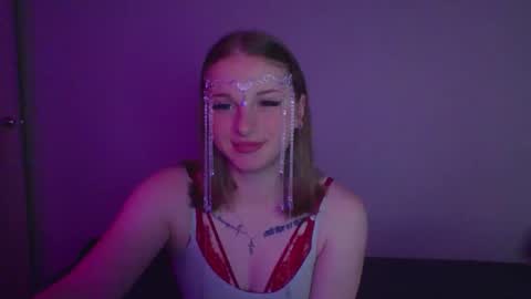 star_girlish online show from 14, 10, 2025