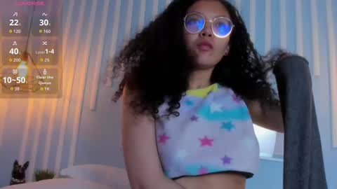 Snapshot of starkjoness chatting on 4, 10, 2025 Stark Jones online show from 4, 10, 2025