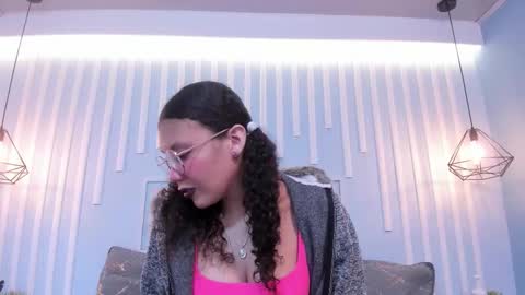 Snapshot of starkjoness chatting on 20, 10, 2025 Stark Jones online show from 20, 10, 2025