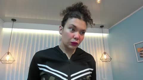 Snapshot of starkjoness chatting on 24, 10, 2025 Stark Jones online show from 24, 10, 2025