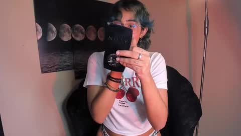 Snapshot of stars4spider_ chatting on 10, 3, 2025 online show from 10, 3, 2025