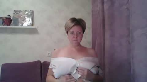 Stasya online show from 9, 1, 2025