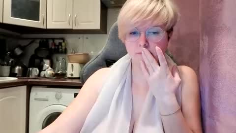 Stasya online show from 2, 2, 2026