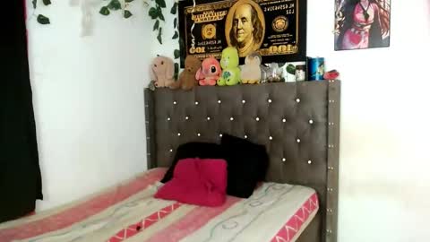 stefanny beautiful online show from 17, 10, 2025