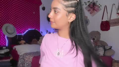 Im MiaIts my first day here  online show from 7, 2, 2025