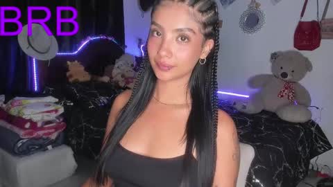 Im MiaIts my first day here  online show from 10, 3, 2025