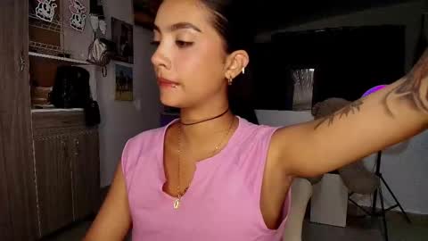 Im MiaIts my first day here  online show from 13, 9, 2025