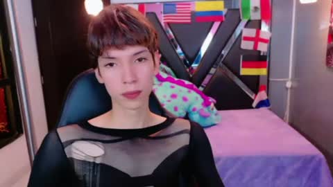 stefany piink online show from 17, 6, 2026