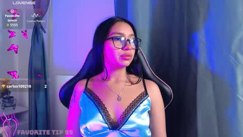 Stefanny lopez online show from 15, 9, 2025