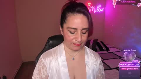 stefany online show from 5, 3, 2025
