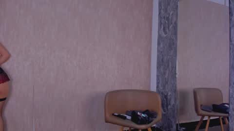 stefanyrousse online show from 17, 10, 2025
