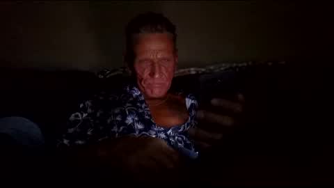 stefy1037 online show from 10, 9, 2025