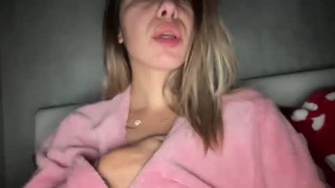 stefy_glow online show from 16, 11, 2025