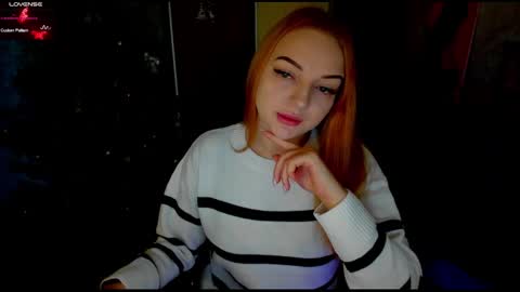 Snapshot of stella__cox chatting on 22, 12, 2024 Stella Cox online show from 22, 12, 2024
