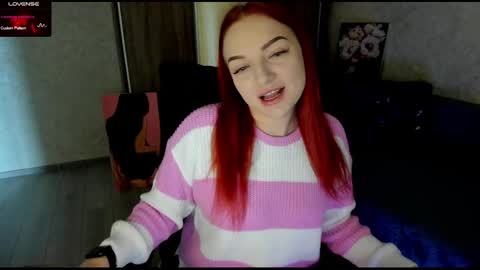 Snapshot of stella__cox chatting on 3, 2, 2025 Stella Cox online show from 3, 2, 2025