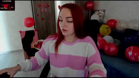 Snapshot of stella__cox chatting on 17, 2, 2025 Stella Cox online show from 17, 2, 2025