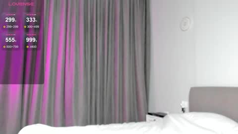 Snapshot of stella_crystal chatting on 3, 12, 2025 karma online show from 3, 12, 2025