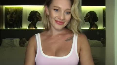 Stella online show from 15, 10, 2025