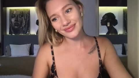 Stella online show from 2, 12, 2025