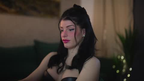 Stella online show from 20, 1, 2025