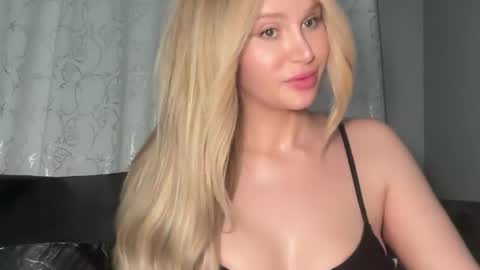 Stella Bella online show from 15, 3, 2026