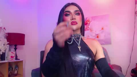 CALL ME STELLA online show from 25, 5, 2026