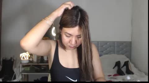 Snapshot of stellahugets chatting on 7, 11, 2025 Stella online show from 7, 11, 2025