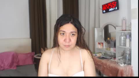 Stella online show from 5, 4, 2026