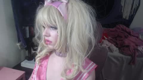 StellaLocke online show from 12, 9, 2025