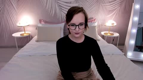 Stella online show from 16, 2, 2025