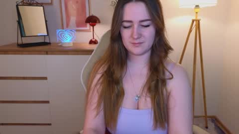 Emma online show from 4, 12, 2024