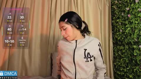 Stepha online show from 7, 10, 2025