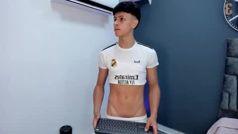 Stephane Rouss online show from 17, 11, 2025