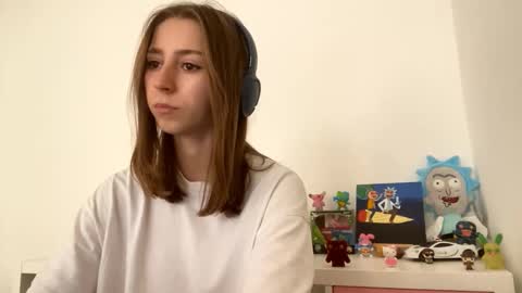 Emilia online show from 19, 10, 2025