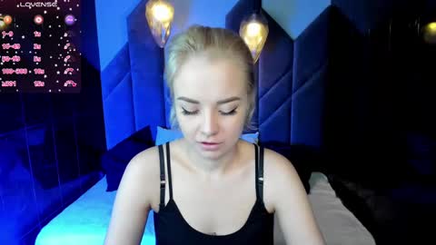 Stephanie Sea online show from 25, 2, 2025