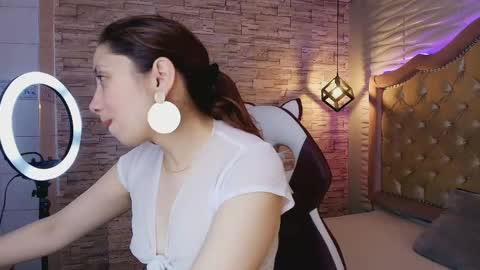 Stephaniesun  online show from 27, 4, 2026