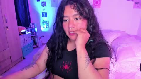 Stephanie  online show from 24, 12, 2024