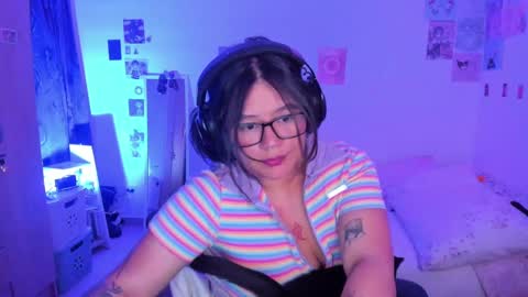 Stephanie  online show from 25, 1, 2025