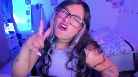 Stephanie  online show from 30, 1, 2025