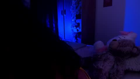 Stephanie  online show from 21, 2, 2025