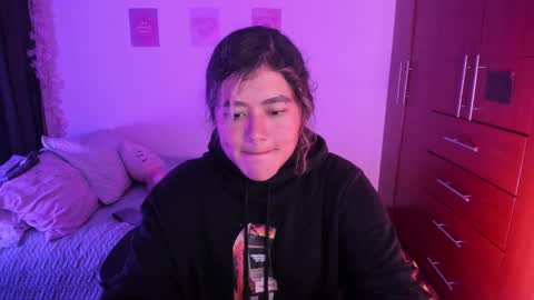 Stephanie  online show from 12, 10, 2025