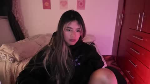 Stephanie  online show from 9, 11, 2025