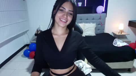 stephany_rodriguez_ online show from 20, 2, 2025