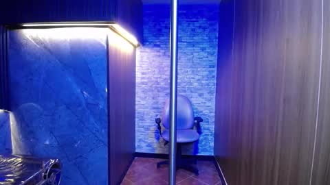 stephany_rodriguez_ online show from 1, 2, 2026