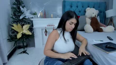 Snapshot of stephanysc chatting on 22, 12, 2025 Stefanny online show from 22, 12, 2025