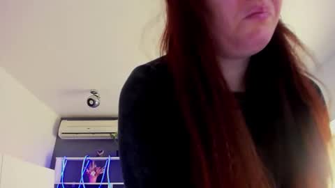 Snapshot of stephierousee chatting on 22, 2, 2026 Stephie online show from 22, 2, 2026