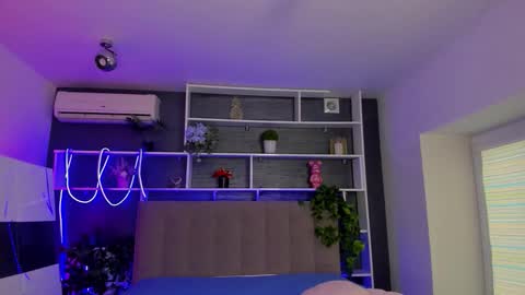 Snapshot of stephierousee chatting on 24, 2, 2026 Stephie online show from 24, 2, 2026