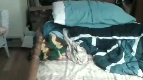 Ian23602 online show from 5, 2, 2025