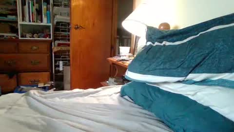 Ian23602 online show from 25, 9, 2025